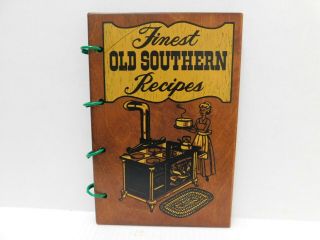 Vintage The Southern Cookbook Of Fine Old Recipes Claire S.  Davidow 1972 Wooden