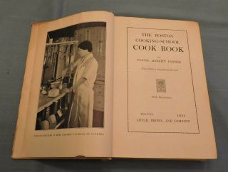 1931 The Boston Cooking School Cook Book by Fannie Merritt Farmer - C3259 3
