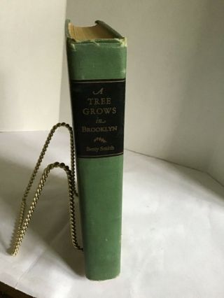 A Tree Grows In Brooklyn - Betty Smith - First Edition 1943