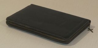 Holy Bible - KJV - World Publishing,  Zippered black leather case with cross 2